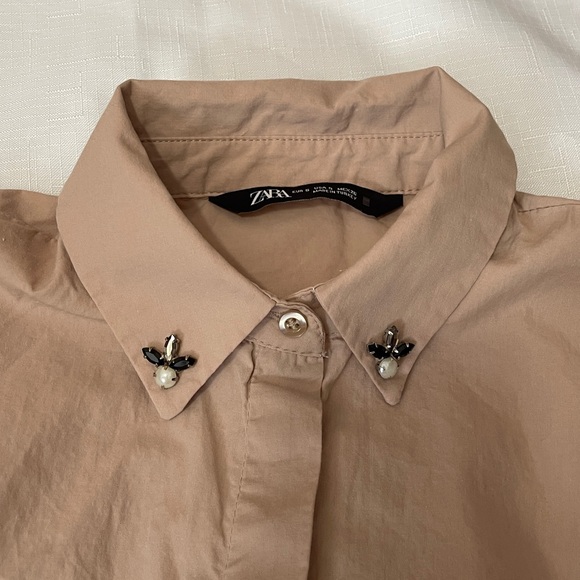 Zara Beige Button-Up Blouse - Picture 4 of 4